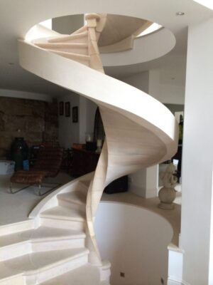 Steintreppe in Strassen